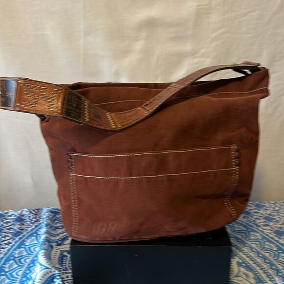 Fossil brushed cotton shoulder bag - Picture 2 of 5